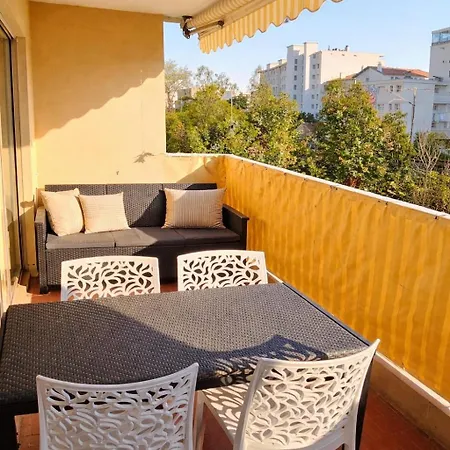 Apartament Le Bricka Cosy Proche Et Centre
